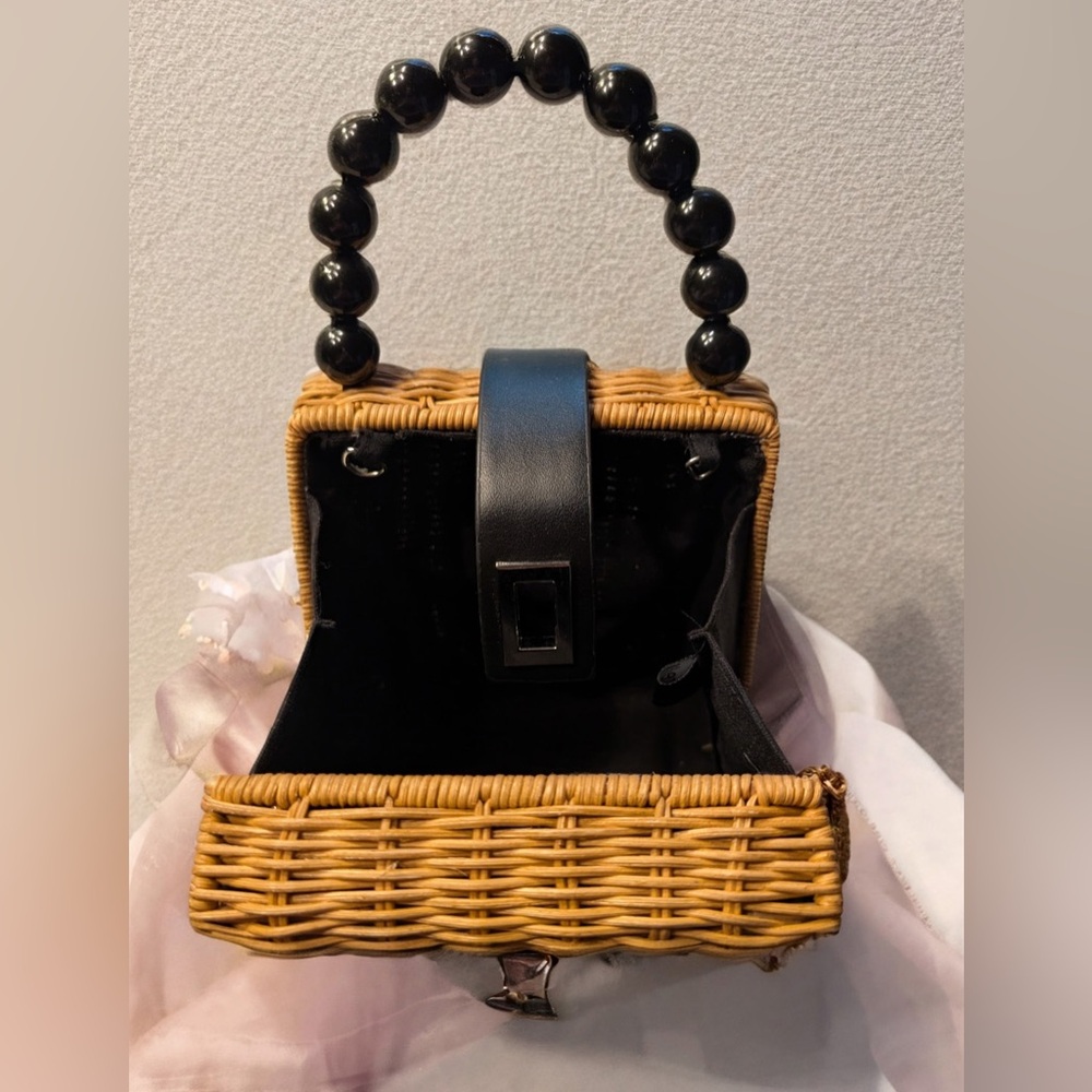 Little Wicker Handbag with beaded handle 
7”high 6” wide - Picture 2 of 5